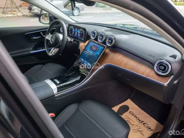 Mercedes-Benz C200 Avantgarde Plus 2022 13