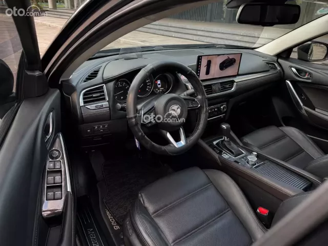 Mazda 6 2.0 Premium 2019 10