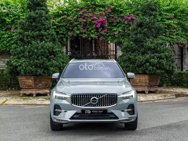 Volvo XC60 2025