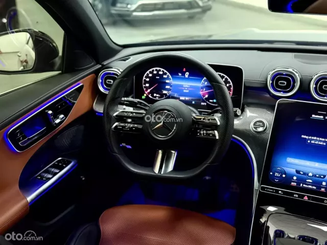 Mercedes-Benz C300 AMG 2022 9
