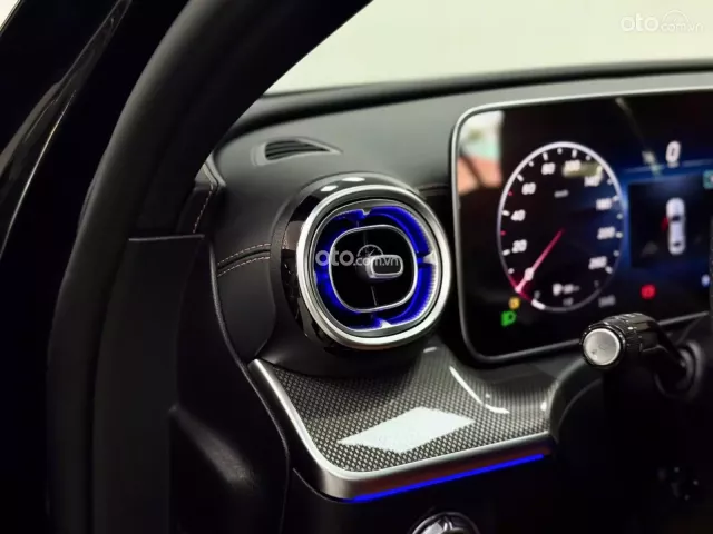 Mercedes-Benz C300 AMG 2022 12