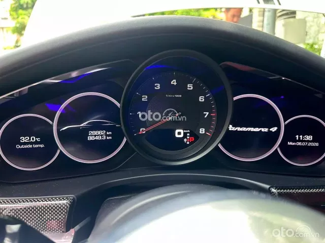 Porsche Panamera 4 Executive 2020 10