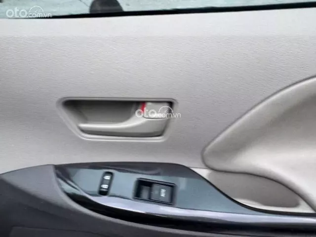 Toyota Sienna 2010 7