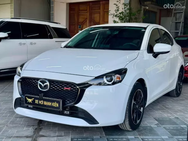 Mazda 2 2024 2