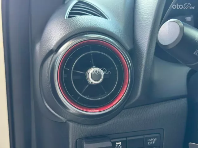 Mazda 2 2024 18