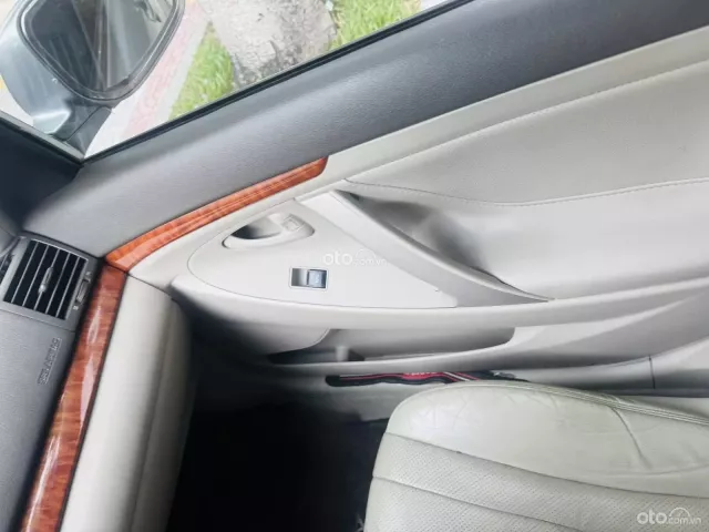 Toyota Camry 2.4G 2012 7