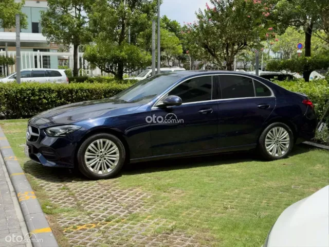 Mercedes-Benz C200 Avantgarde 2023 2