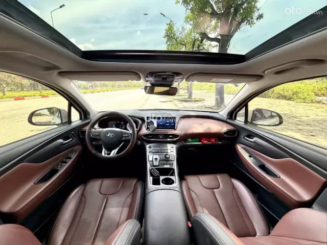 Hyundai Santa Fe 2.5 Xăng Cao cấp 2023 7