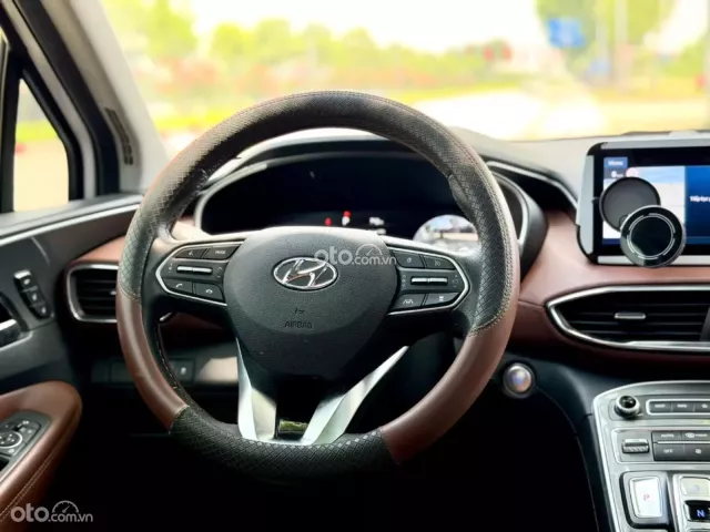 Hyundai Santa Fe 2.5 Xăng Cao cấp 2023 8