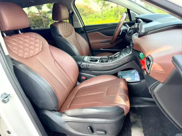 Hyundai Santa Fe 2.5 Xăng Cao cấp 2023 9