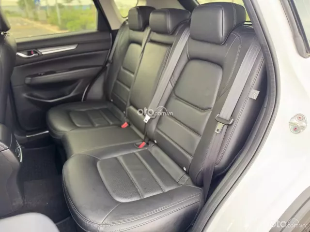 Mazda CX-5 2.0 Premium 2025 4