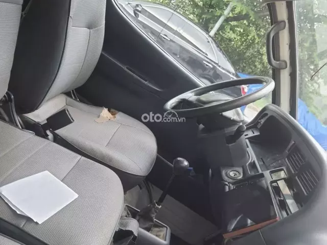 Toyota Hiace 2002 11