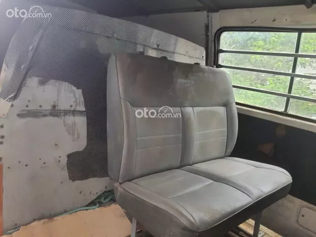 Toyota Hiace 2002 19