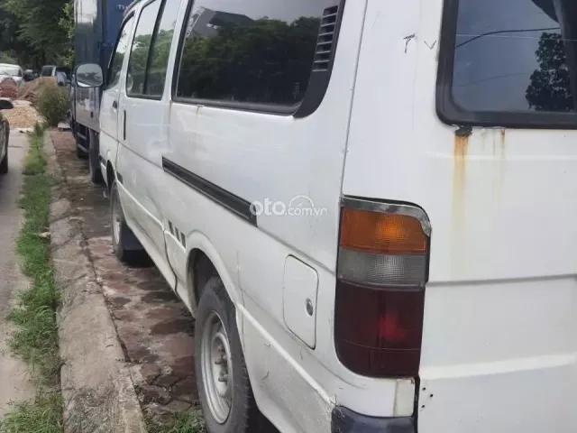 Toyota Hiace 2002 8