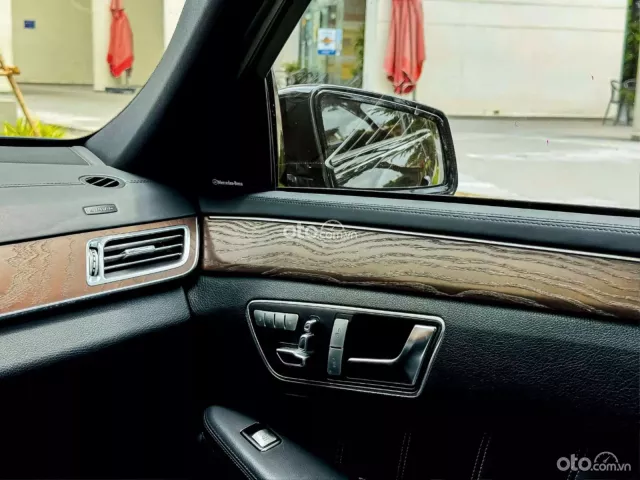 Mercedes-Benz E200 Sport 2015 10