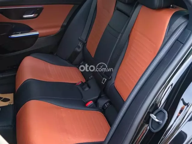 Mercedes-Benz C300 AMG 2022 10