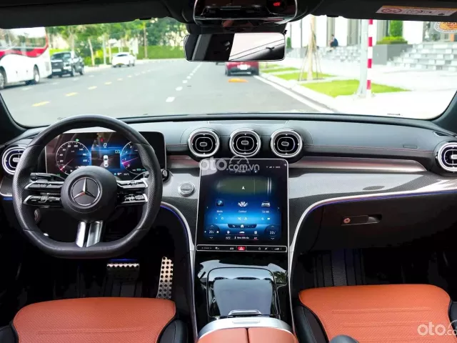 Mercedes-Benz C300 AMG 2022 11