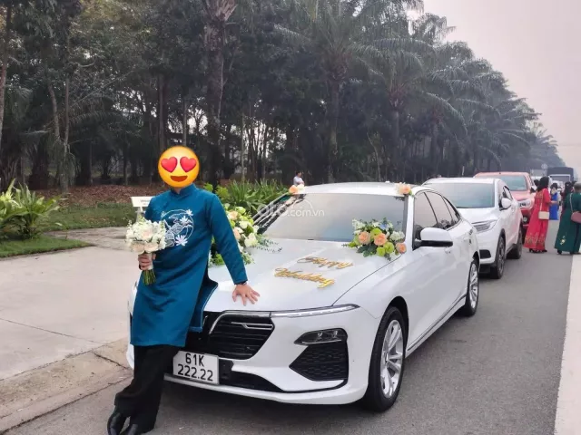 VinFast LUX A2.0 Tiêu chuẩn 2022 3