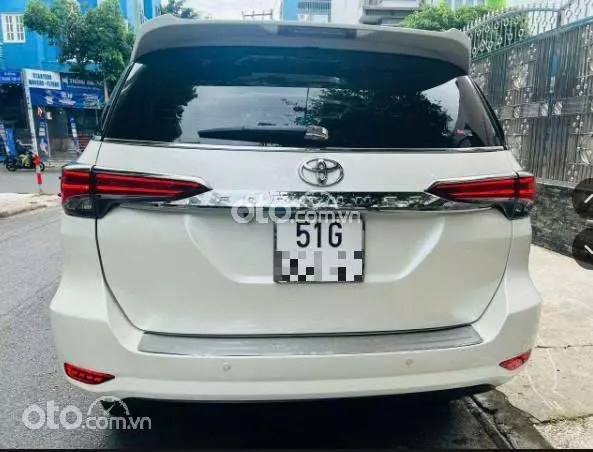 Toyota Fortuner 2.4G 4x2 AT 2018