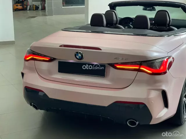 BMW 430i Convertible 2023 10