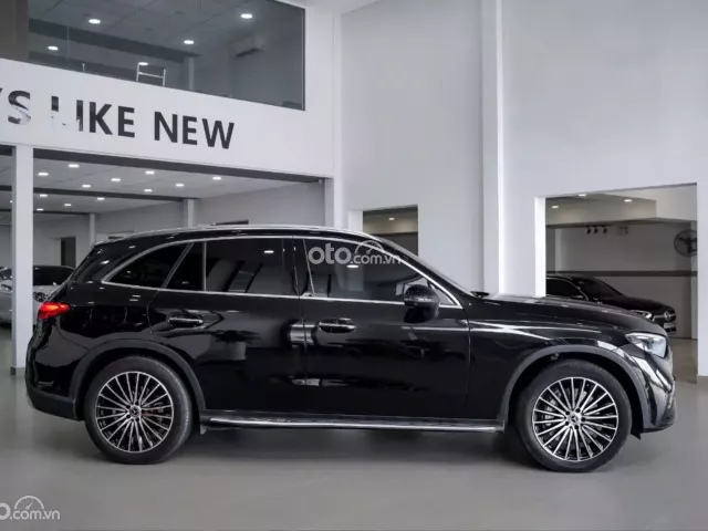 Mercedes-Benz GLC 300 4Matic 2023 4