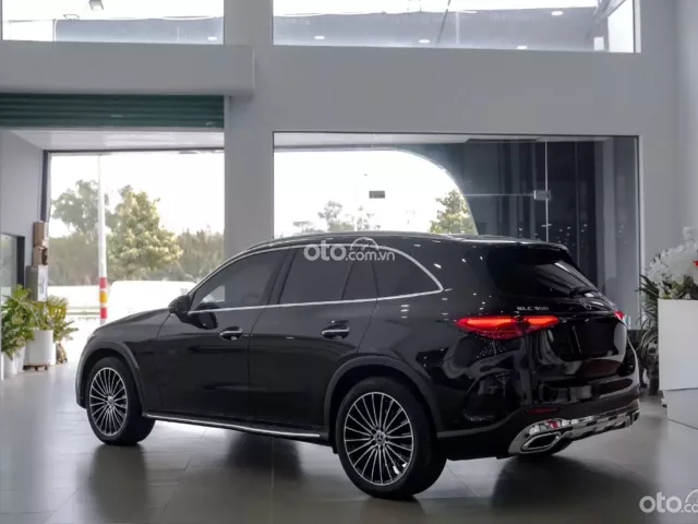 Mercedes-Benz GLC 300 4Matic 2023 7