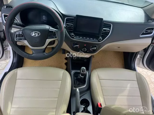 Hyundai Accent 1.4 MT 2022 13