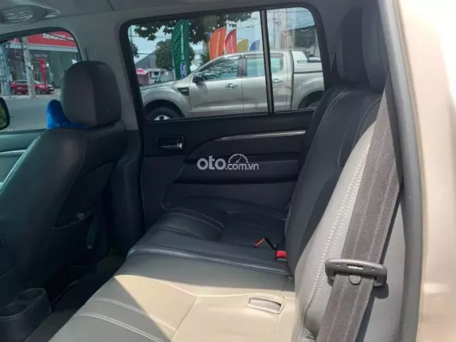 Ford Everest Limited 2014 3