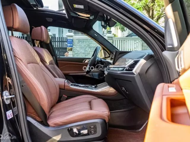 BMW X7 xDrive40i Pure Excellence 2023 6
