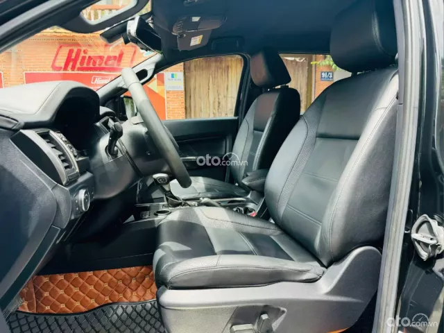 Ford Everest Titanium 2.0 AT 4x2 2018 13