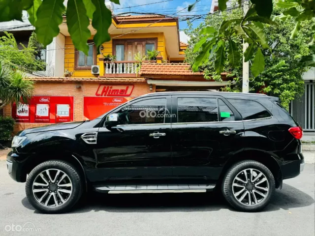 Ford Everest Titanium 2.0 AT 4x2 2018 14