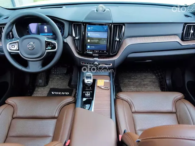 Volvo XC60 B6 Ultimate Bright 2024 8