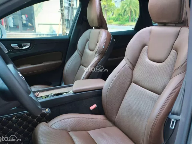 Volvo XC60 B6 Ultimate Bright 2024 10