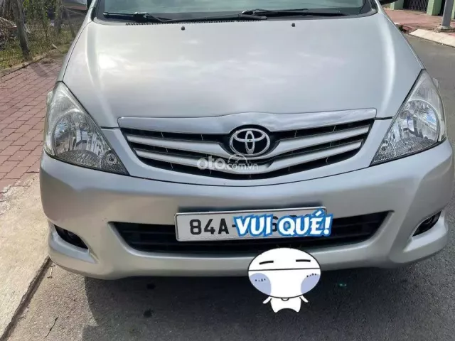 Toyota Innova 2.0G 2011 3