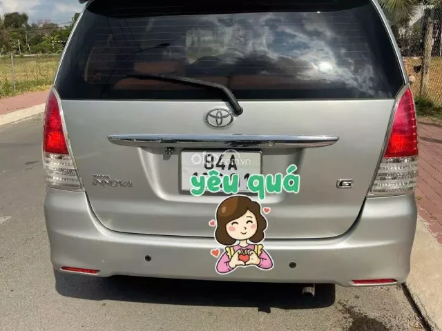 Toyota Innova 2.0G 2011 4