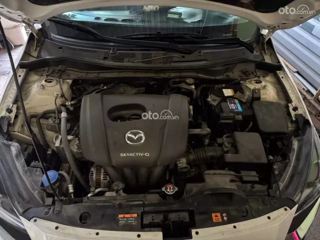 Mazda 2 1.5AT 2020 16