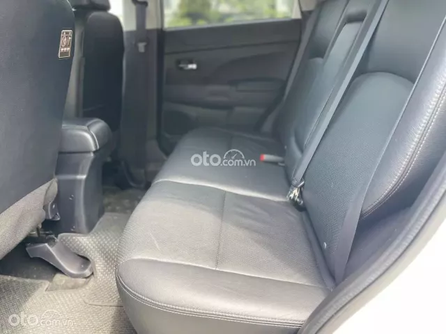 Mitsubishi Outlander 2014 10