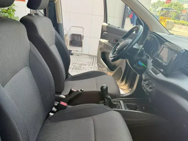 Suzuki Ertiga 1.5L GL MT 2022 15