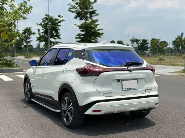 Nissan Kicks V 2023 5