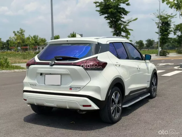 Nissan Kicks V 2023 7