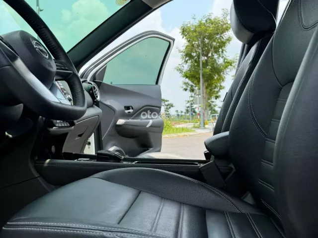 Nissan Kicks V 2023 9