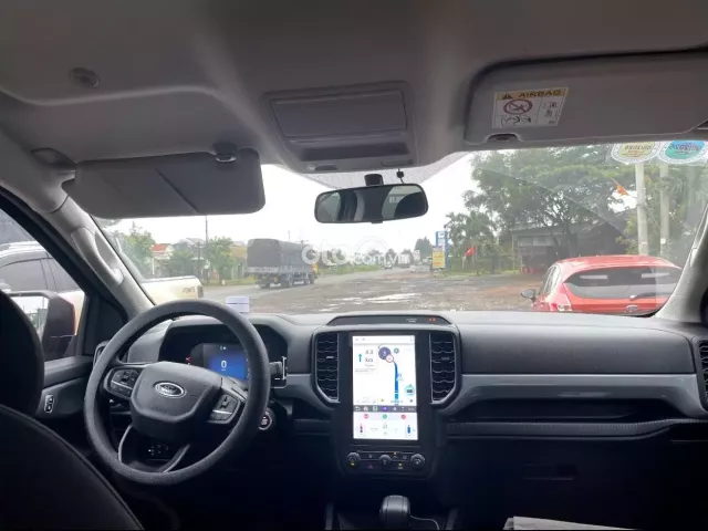 Ford Ranger XLS 2.0L 4x2 AT 2024 2