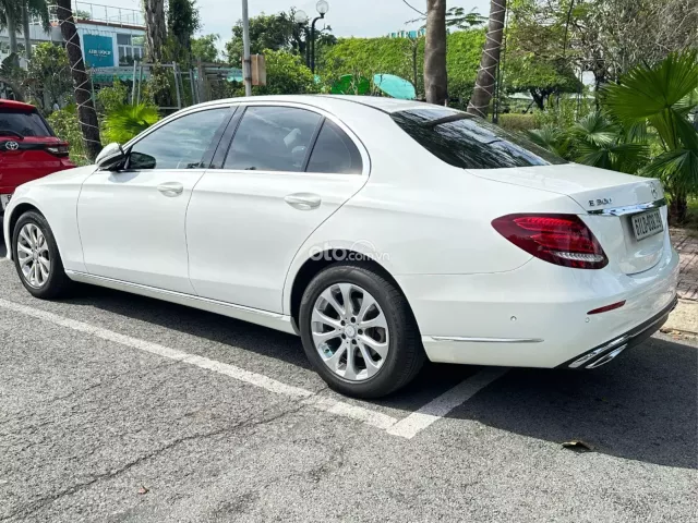 Mercedes-Benz E200 E200 2016 3