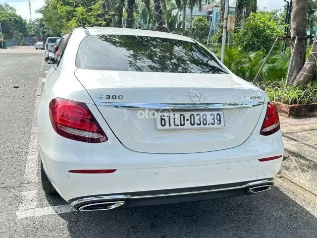 Mercedes-Benz E200 E200 2016 5
