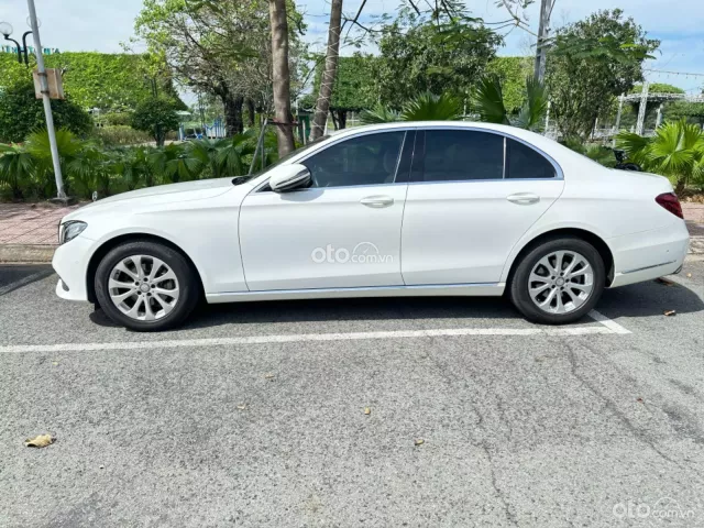 Mercedes-Benz E200 E200 2016 6