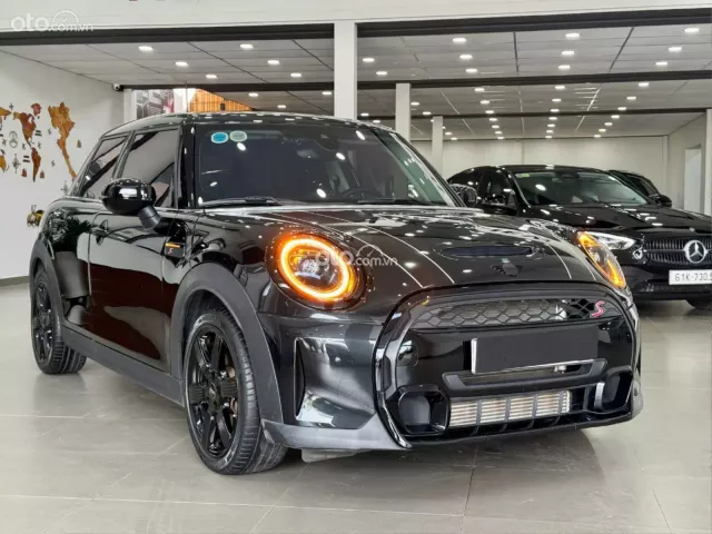 Mini Cooper S 5 cửa 2023 3