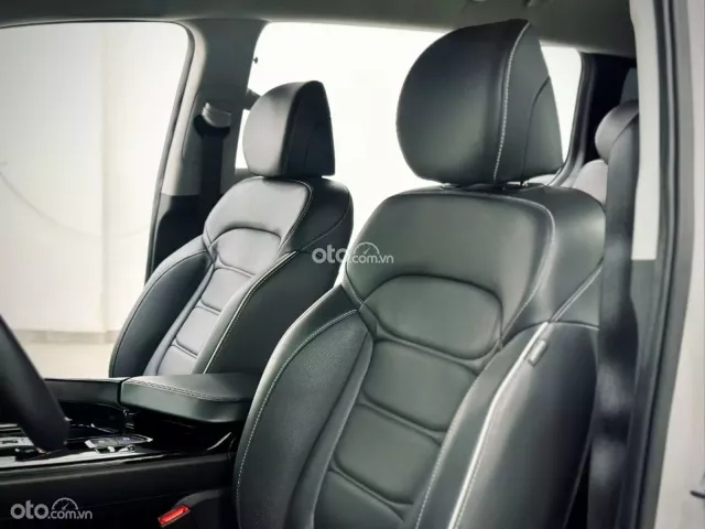 Hyundai Custin 2024 24