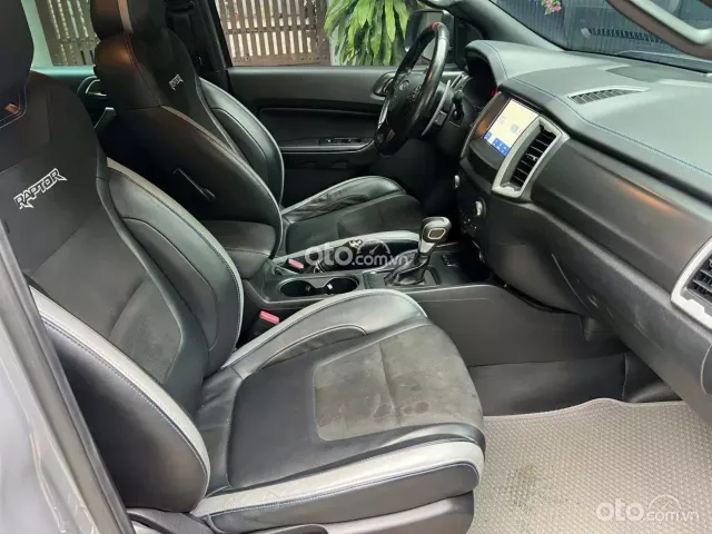 Ford F-150 Raptor 2021 6