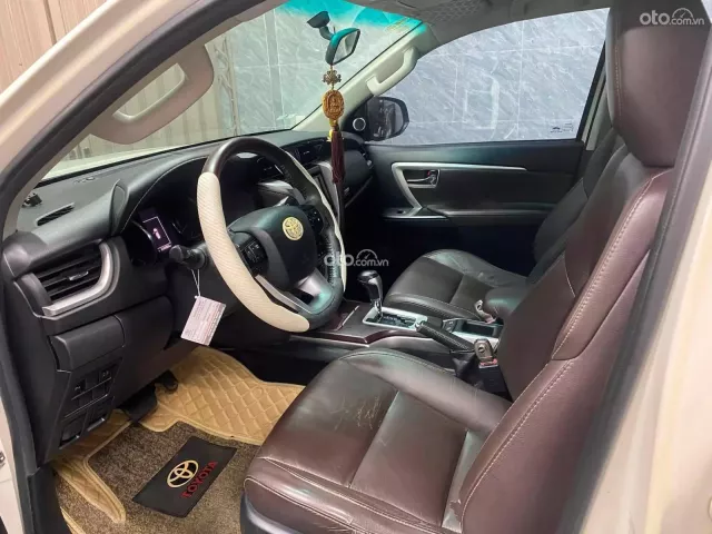 Toyota Fortuner 2017 4