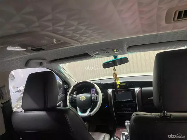 Toyota Fortuner 2017 8